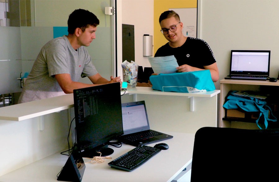 Operateur En Informatique Cfc Operatrice En Informatique Cfc Orientation Ch